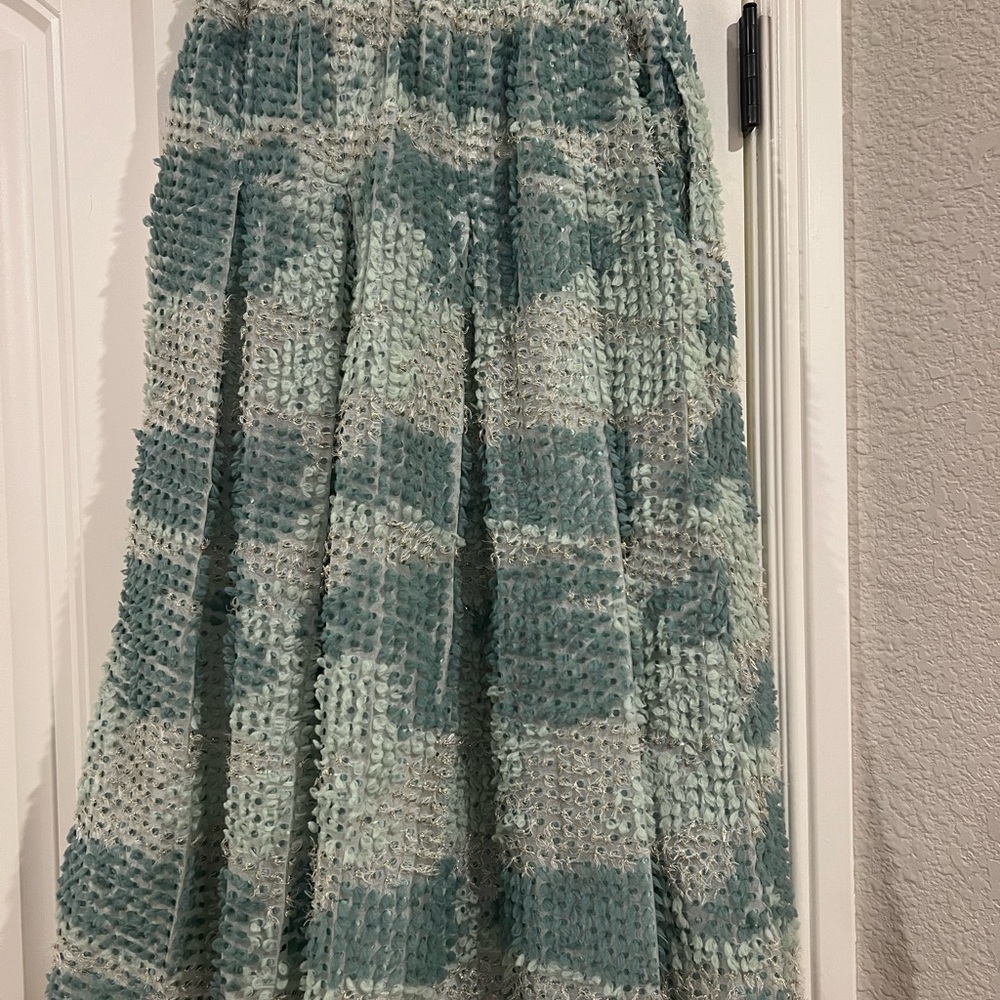 BURU Elegant Textured Green Skirt